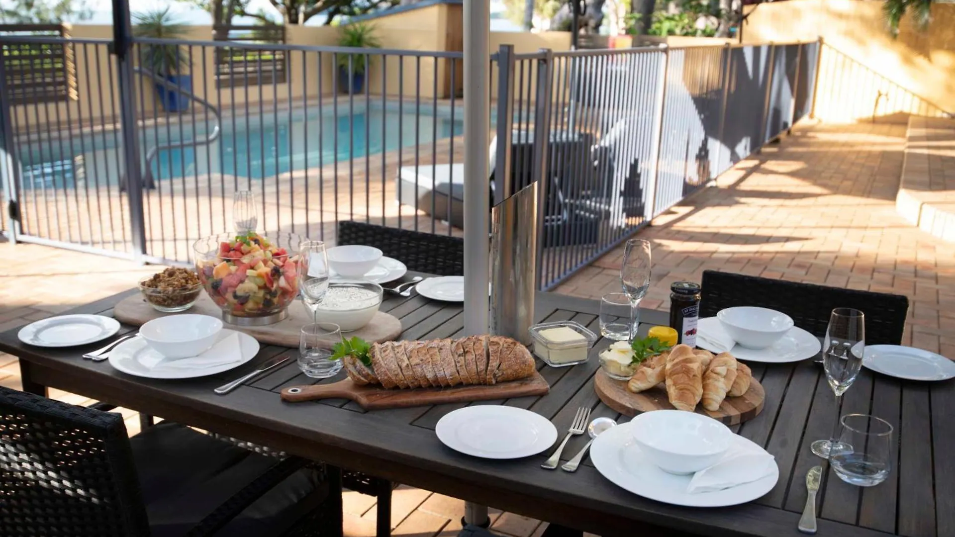 Latitude 17 - Suite 2 South Mission Beach Australia